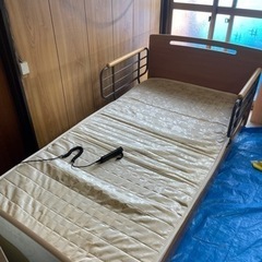 電動式介護ベッド