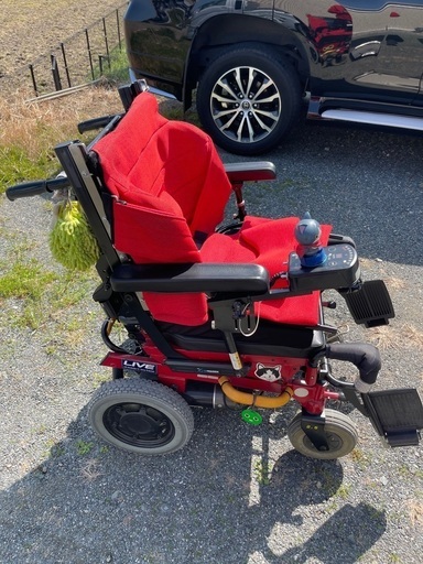 値下げ。ゆったりサイズの電動車イス