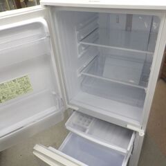 西岡店 冷蔵庫 137L 2017年製 シャープ SJ-D14C-W 2ドア SHARP ホワイト 左開き 100Lクラス