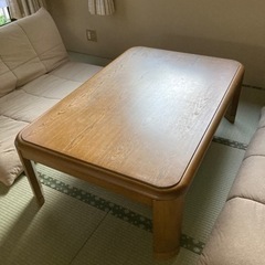 大きめのテーブル(コタツ)  小泉成器製