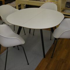 R407 BoConcept ダイニング5点セット、伸長式、幅120cm・170cm USED・美品