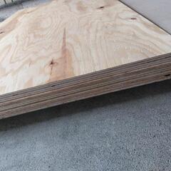 コンパネ．合板