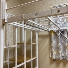 引取先決まりました。】ロフトベッド白:取りに来れる方 - ロフトベッド