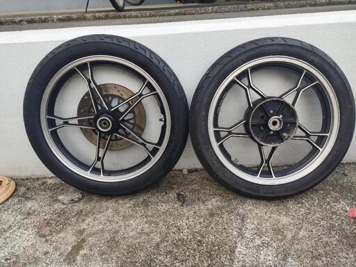 相談中)gsx250t ホイール タイヤ トラザリ ゴキ ザリ アメザリ