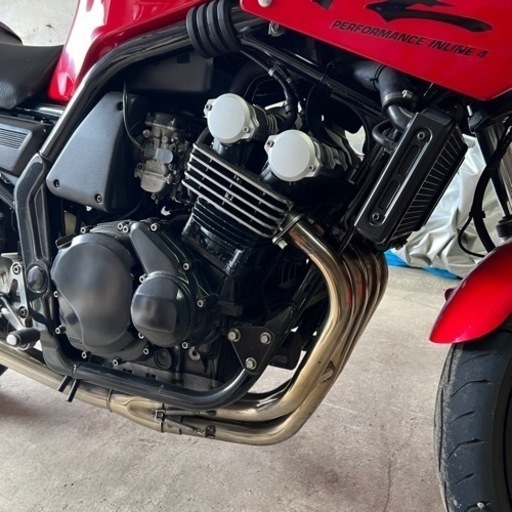 YAMAHA FZ400 4YR