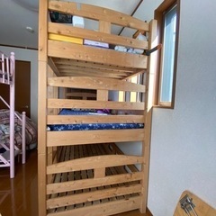 【取引先決定しました】ヒノキの三段ベット