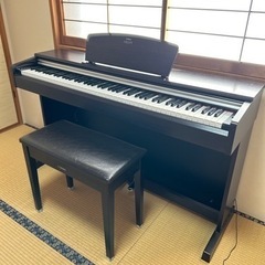 YAMAHA  ARIUS  電子ピアノ　ヤマハ