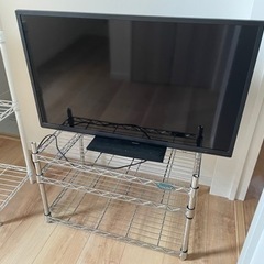 ORION32型テレビ(1部故障あり)とテレビ台