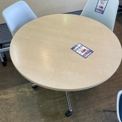 JD-3 【オフィス家具専門店】ウチダの丸テーブルです！
