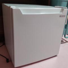 １月新品購入3ヶ月使用保証付美品冷凍室付冷蔵庫ヤマダセレクト