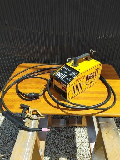 ベスト 【美品】半自動溶接機【間もなく掲載終了】 