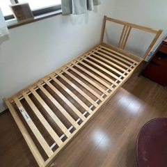 IKEA 木製シングルベッド