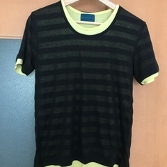 Tシャツ　2枚　重ね着　黒は透け感