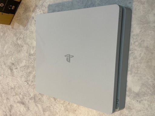 テレビゲーム PS4 1TB お近くの方で欲しい方にお譲りしたいです！