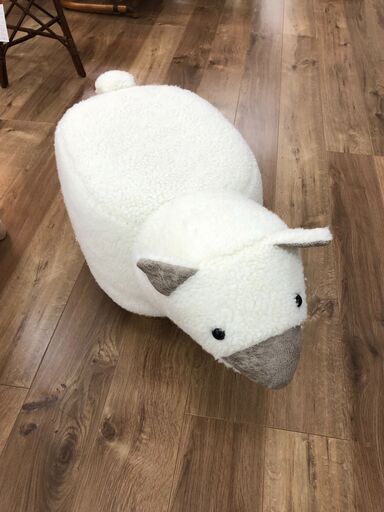 動物スツール　アルパカベージュ ★新品/未使用　ネット限定です　決算前現品処分です 5100円