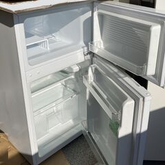 冷蔵庫 差し上げます。