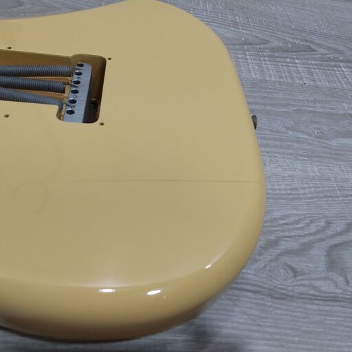 【中古品】Fender Japan フェンダー・ジャパン Custom Edition カスタムエディション Yngwie Malmsteenイングヴェイ・モデル〈ギタースタンド・ソフトケース・弦・ストラップ付〉E1CP0501