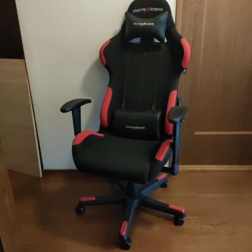 ゲーミングチェア  DXRACER   赤✕黒