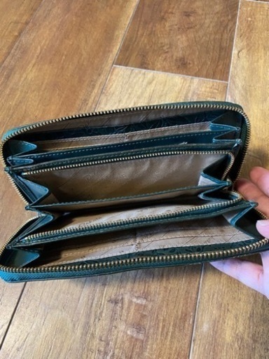 Dakotaの長財布