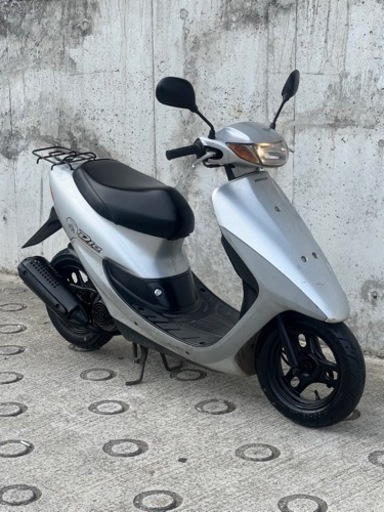 大人気セール‼️バッテリー新品✨リアタイヤ新品嬉しいオイル満タン補充原付の定番車種♪パワフルで速いライブディオ✴