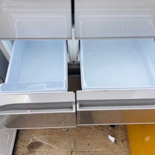 HITACHI 6ドア冷蔵庫　表面ガラス　2016 20日処分予定 HITACHI 6ドア冷蔵庫 表面ガラス 2016 20日処分予定