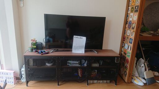 IKEAのテレビ台と収納ユニット IKEA TV stand and storage unit