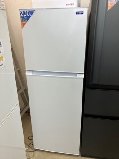 YAMADA回転式製氷皿冷蔵庫　7093