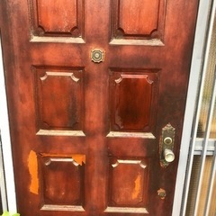 傷んだ玄関ドアや門柱や門灯綺麗にします😊の画像