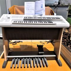 ヤマハ電子ピアノ　STAGEA　人気のホワイト　日曜日限定価格！　