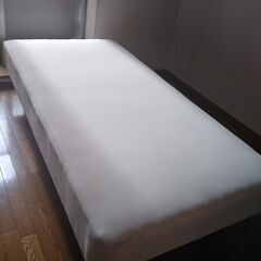 ニトリのベッド(シングルサイズ)