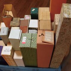 掛軸30点以上　内容不明　山水画　漢詩書　縁起物　富士　鶴　御朱印　仏画水墨画等　玉石混交