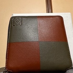 財布　ロエベ