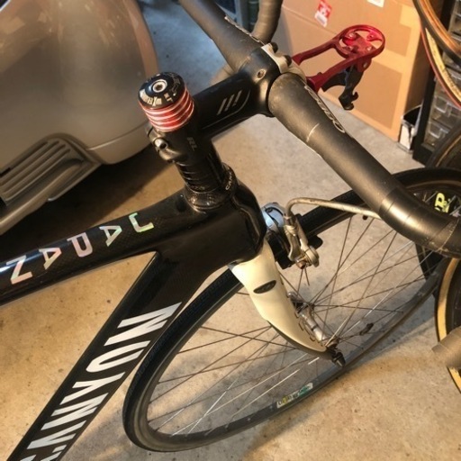 カーボンフレーム ノーブランドピストバイク現在予定者が決まり