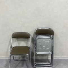 パイプ椅子（PLUS折りたたみチェア　FC-532）4個
