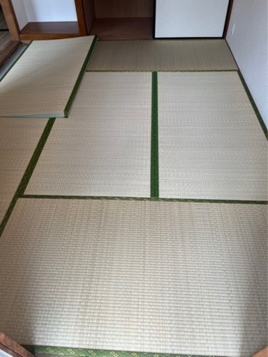 畳み6畳　ほぼ新品