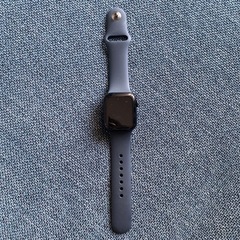 【値下げいたしました】Apple Watch SE 40mm 第...