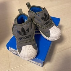adidas アディダス　スニーカー　13cm