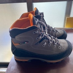 登山靴ザンバラヤン、パスピオ