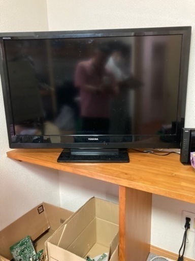 40インチ液晶テレビ　2010年製