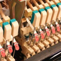 中古ピアノ ヤマハ MC301 (1987年製)