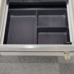 USM/ハラーシステム■ロールボーイ デスクワゴン キャビネット 2段 鍵付き 