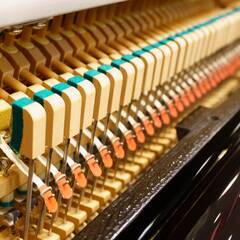 中古ピアノ ヤマハ MC10A (1992年製)