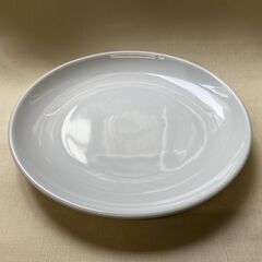 シンプルな白いお皿 Φ23cm 