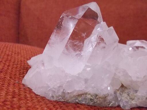 水晶 クラスター 約776g 幅21cm 原石 パワーストーン 風水 開運 札幌