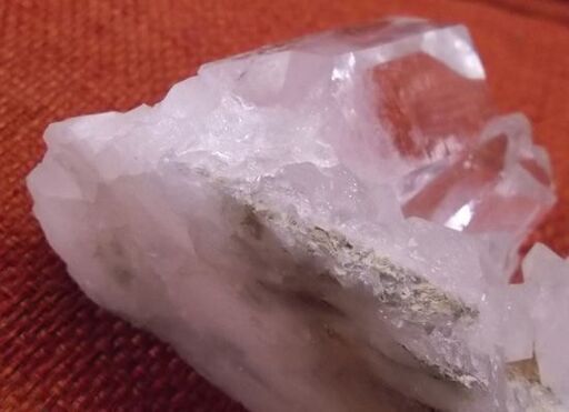 水晶 クラスター 約776g 幅21cm 原石 パワーストーン 風水 開運 札幌市東区 新道東店 水晶 クラスター 約776g 幅21cm 原石 パワーストーン 風水 開運 札幌