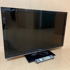 Panasonic 32型　液晶テレビ