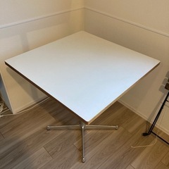 カフェテーブル 正方形