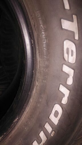 【決まりました】マッドタイヤ　BFグッドリッチ　285/75r16