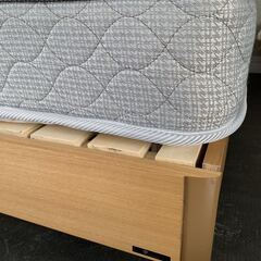 中古フランスベッドＦＲＡＮＣＥＢＥＤマットレス付きセミダブルベッド