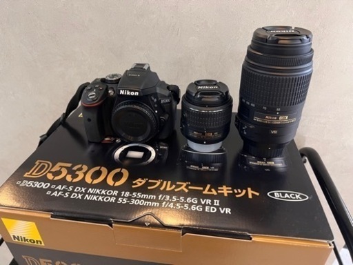 最終値下げ❣️Nikon デジタル一眼レフカメラ　D5300ダブルズームキット（Black）
